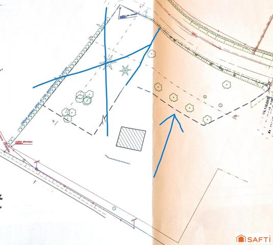 Terrain constructible de 1138m2 à 5 minutes (2kms) de la plage