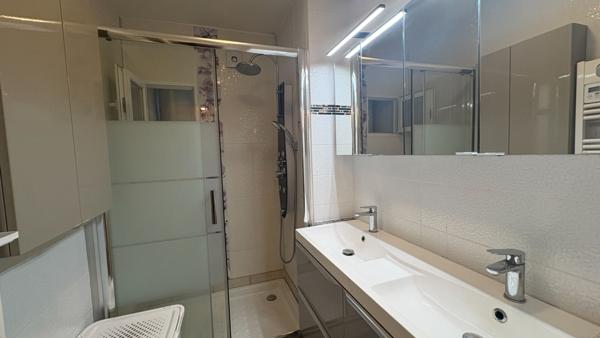 Appartement Nantes 4 pièce(s) 71 m2 - location meublée