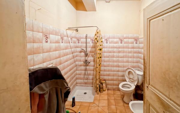 Appartement à vendre    2 pièces • 53,60 m2 Livron-sur-Drôme