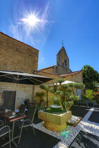 Commerce à vendre à Longré (16240) - Charente