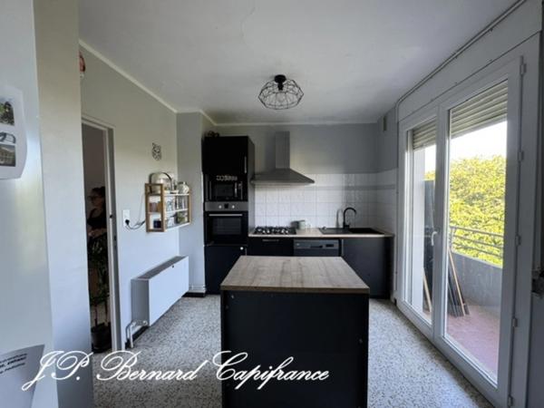 Appartement à vendre 4 pièces LUNEL (34)