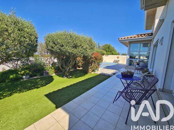 Maison à vendre 5 pièces 205 m² Perpignan