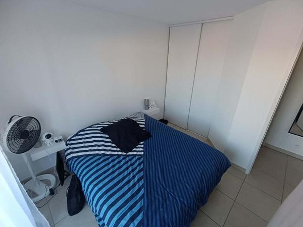 Appartement Miramas 2 pièce(s) 40 m2 + TERRASSE + parking