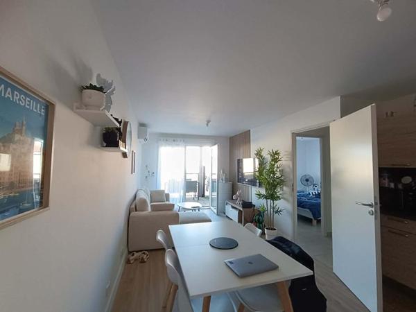 Appartement Miramas 2 pièce(s) 40 m2 + TERRASSE + parking