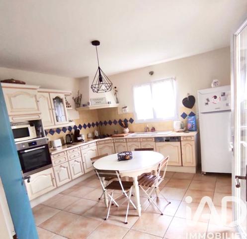 Maison à vendre 5 pièces 120 m² Caderousse