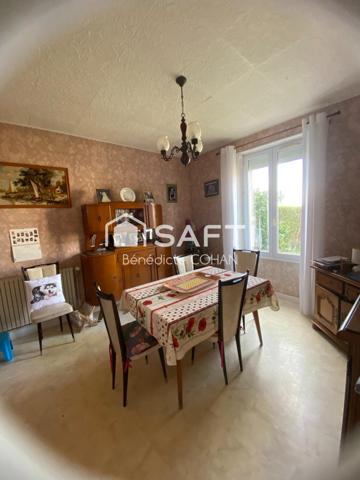 Maison de 45 m2, combles à aménager et terrain clos