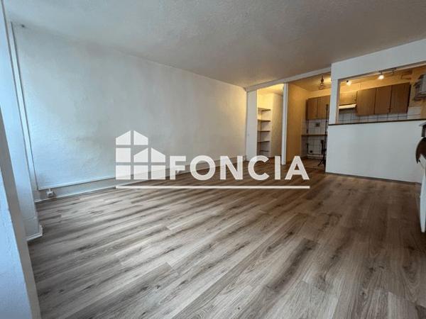 Location Appartement 2 pièces 53.9 m² - 107-109 RUE BATTANT Besançon 25000