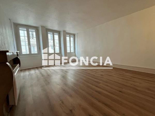 Location Appartement 2 pièces 53.9 m² - 107-109 RUE BATTANT Besançon 25000