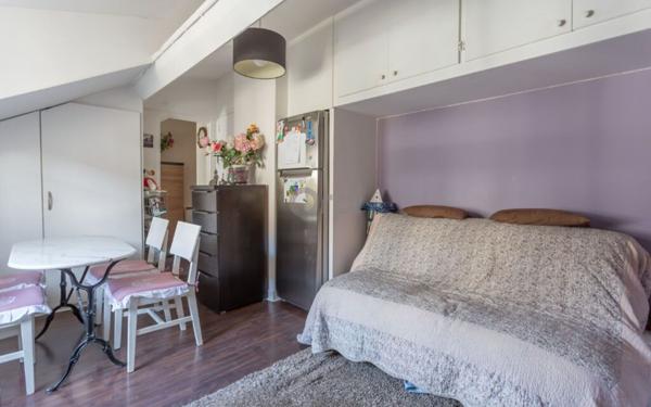 Appartement à vendre    1 pièce •  Boissy-Saint-Léger