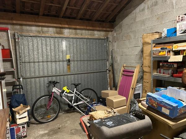 Maison plain-pied, jardin, garage