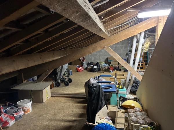 Maison plain-pied, jardin, garage