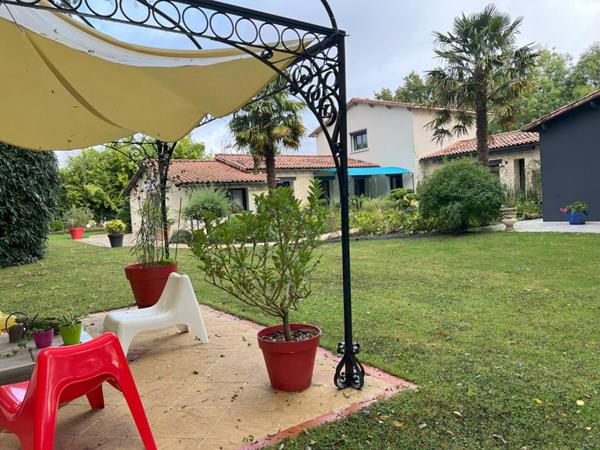 Ensemble immobilier de 3 logements Auge 12 pièce(s) 277 m2