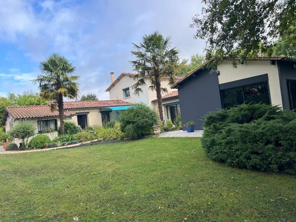 Ensemble immobilier de 3 logements Auge 12 pièce(s) 277 m2