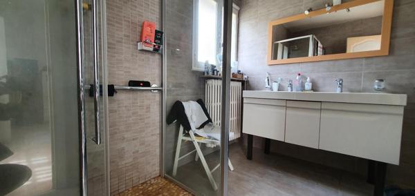 Maison 7 pièce(s) 5 chambre(s) 286.17 m²