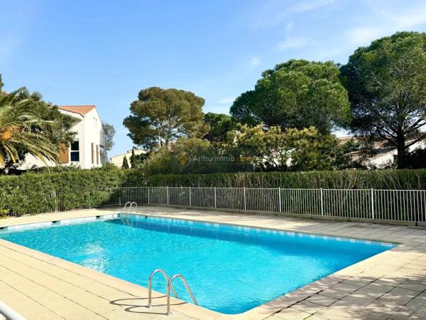 Vente                                                      Appartement
                        
                     2 pièces                      28 m2                     à Saint-Aygulf