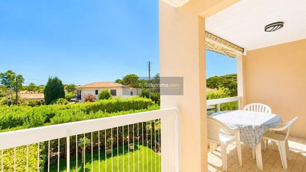 Vente                                                      Appartement
                        
                     2 pièces                      28 m2                     à Saint-Aygulf
