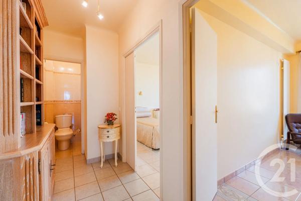 Appartement F3 à vendre  3 pièces - 73,90 m 2   BEAULIEU SUR MER  - 06