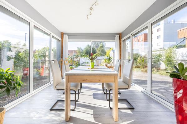 Vente
                Maison114 m² - 5 Pièces -
                    CLERMONT (63100)