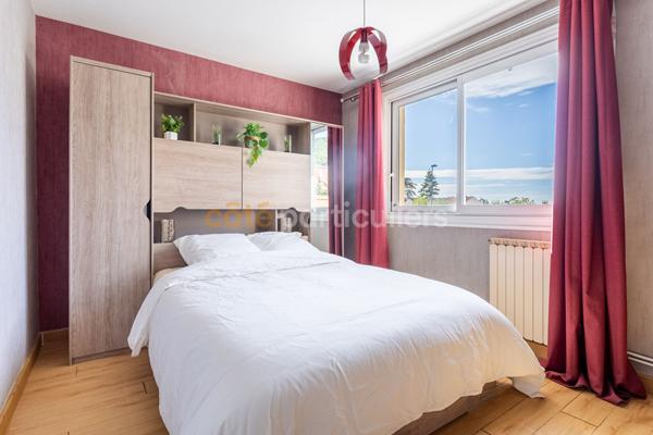 Vente
                Maison114 m² - 5 Pièces -
                    CLERMONT (63100)