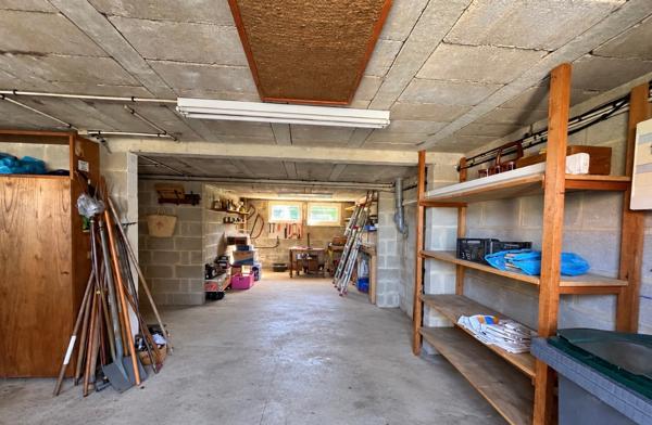 Maison  5 pièce(s) 95 m2 - sur Sous-sol 82m² - Terrain de 1607m²
