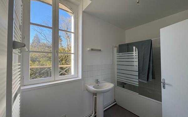 Appartement à louer    3 pièces • 58,40 m2 Laon