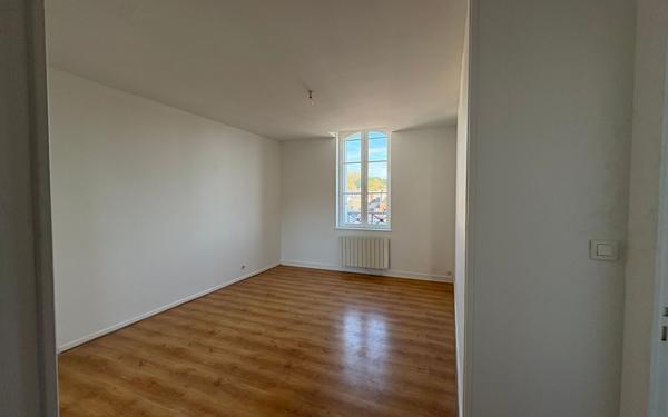 Appartement à louer    3 pièces • 58,40 m2 Laon