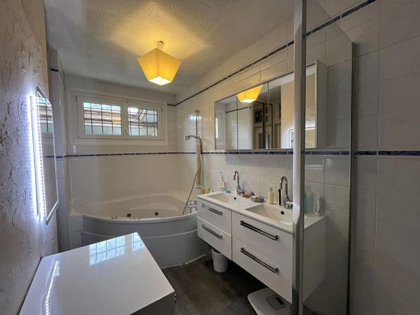 Maison Rambouillet 9 pièce(s) 203 m2