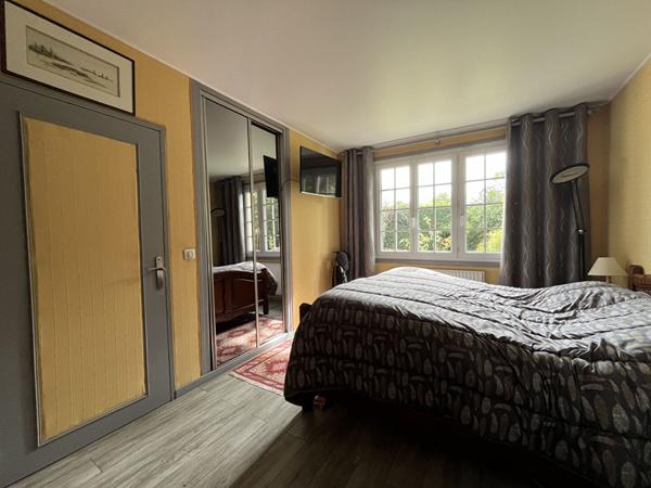 Maison Rambouillet 9 pièce(s) 203 m2
