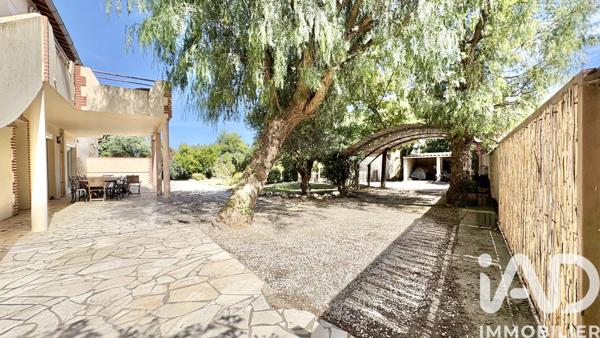 Immeuble à vendre 198 m² Elne