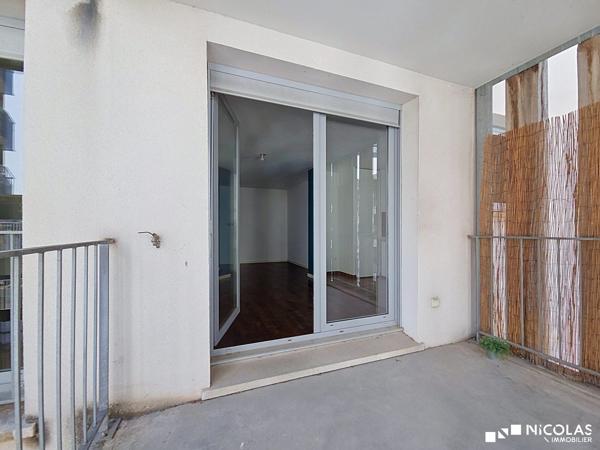 Bordeaux Chartrons : T2 de 45,19 m² Carrez avec balcon et parking