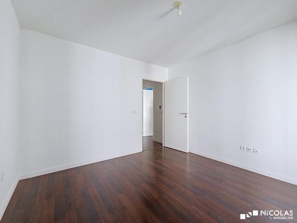 Bordeaux Chartrons : T2 de 45,19 m² Carrez avec balcon et parking