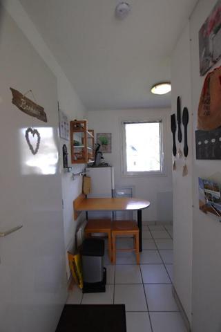 Appartement 3 pièces avec balcon, parking et piscines