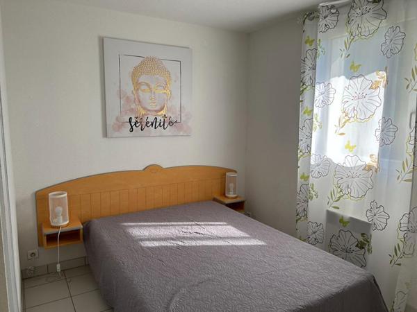 Appartement 3 pièces avec balcon, parking et piscines