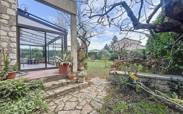 Maison à vendre    4 pièces •  La Roche-de-Glun