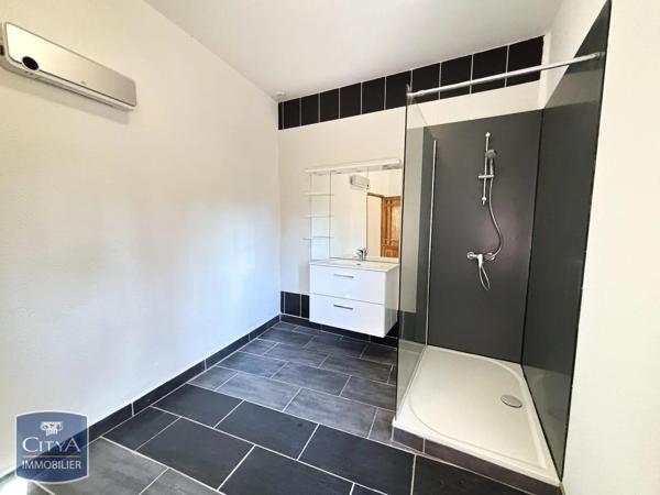 Maison à louer 3 pièces 81.55m² Conilhac-Corbières (11200)