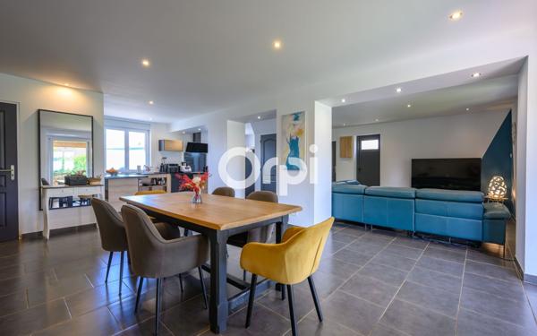 Maison à vendre    5 pièces • 150 m2 Lambres-lez-Douai