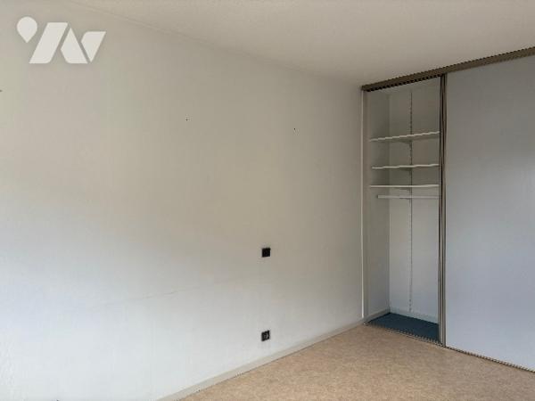 Tonneins cœur de ville ! Beau T2 avec cave et balcon, lumineux, dans résidence sécurisée !