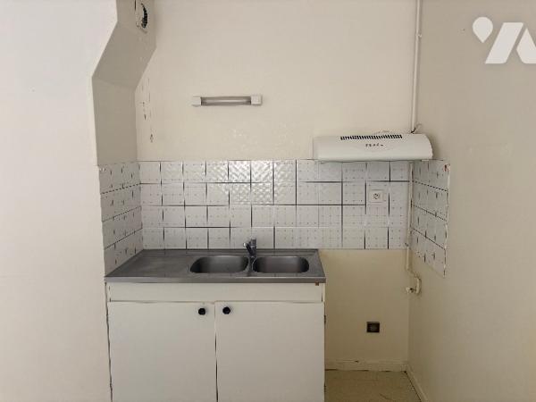 Tonneins cœur de ville ! Beau T2 avec cave et balcon, lumineux, dans résidence sécurisée !