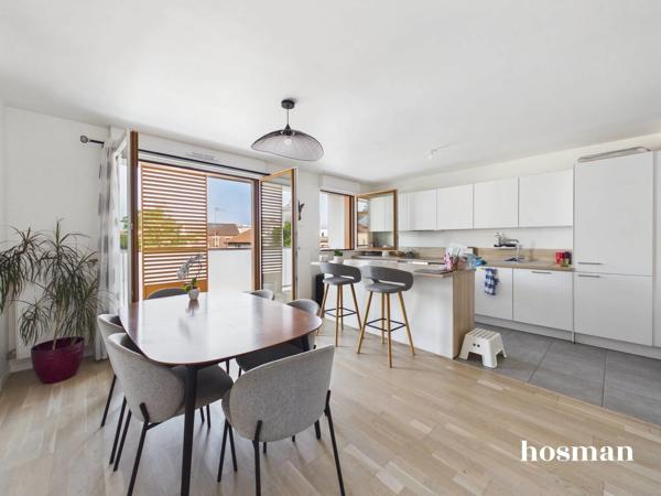 NANTERRE - RUE PAUL VAILLANT-COUTURIER - Appartement 4 pièces avec balcon et parking