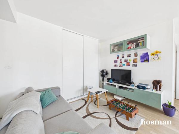 NANTERRE - RUE PAUL VAILLANT-COUTURIER - Appartement 4 pièces avec balcon et parking