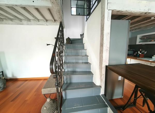 Maison fond de cour Marseille 5ème  + jardin et stationnement