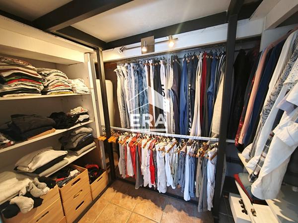 Maison fond de cour Marseille 5ème  + jardin et stationnement