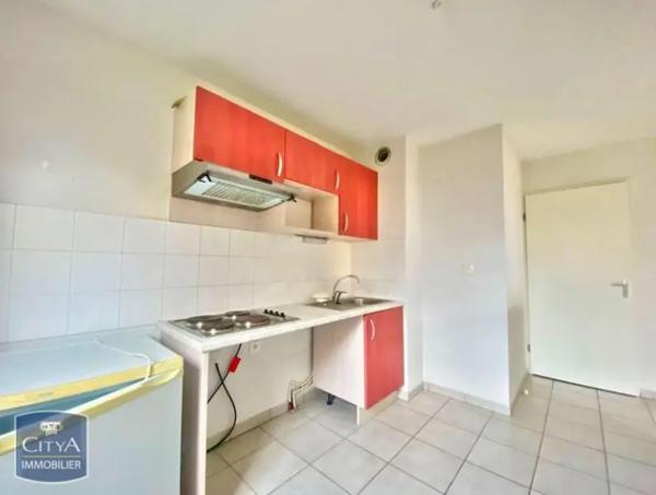 Appartement à louer 3 pièces 62.33m² Condom (32100)