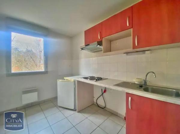 Appartement à louer 3 pièces 62.33m² Condom (32100)