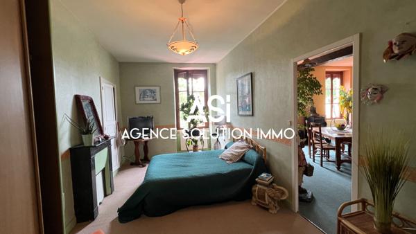 Local commercial Villaines La Juhel - 120 M2 - Fond et murs - Appartement au dessus