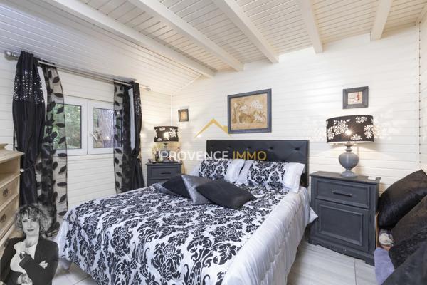 Gassin (83580) CHALET CALIFORNIEN DANS RESIDENCE SECURISEE AVEC PISCINE - GASSIN