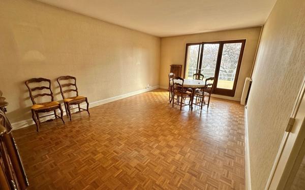 Appartement à vendre    3 pièces •  Les Pavillons-sous-Bois