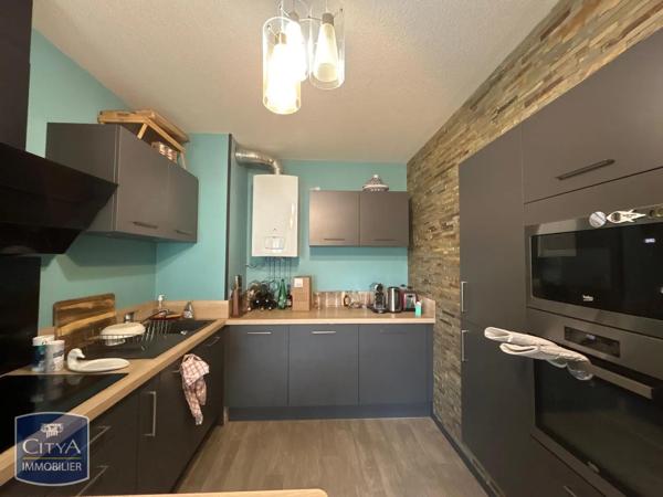 Appartement à louer 4 pièces 81.93m² Limoges (87000)