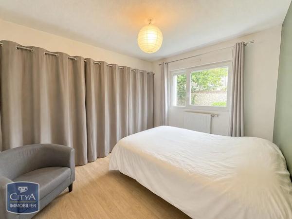 Appartement à louer 4 pièces 81.93m² Limoges (87000)