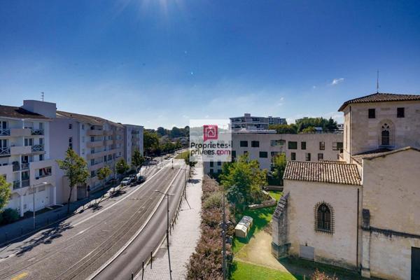 Dept 33 - Mérignac Hyper Centre - Appartement Duplex T4 de 101m2 - Loggia de 10m2 et parking Double en sous sol